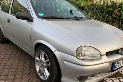 Opel Corsa 178.675 km 2.900 &euro; Willich 47877