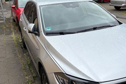 VW Polo 2.988 km 19.480 &euro; Meerbusch 40670