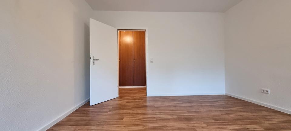 Etagenwohnung Meerbusch Necklenbroich - 2 Zimmer, 66 m&sup2;, 599&euro; | Angebot:26548240