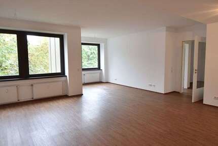Wohnung Düsseldorf Flingern Nord - 3 Zimmer, 106 m&sup2;, 1.700&euro; | Angebot:17973574