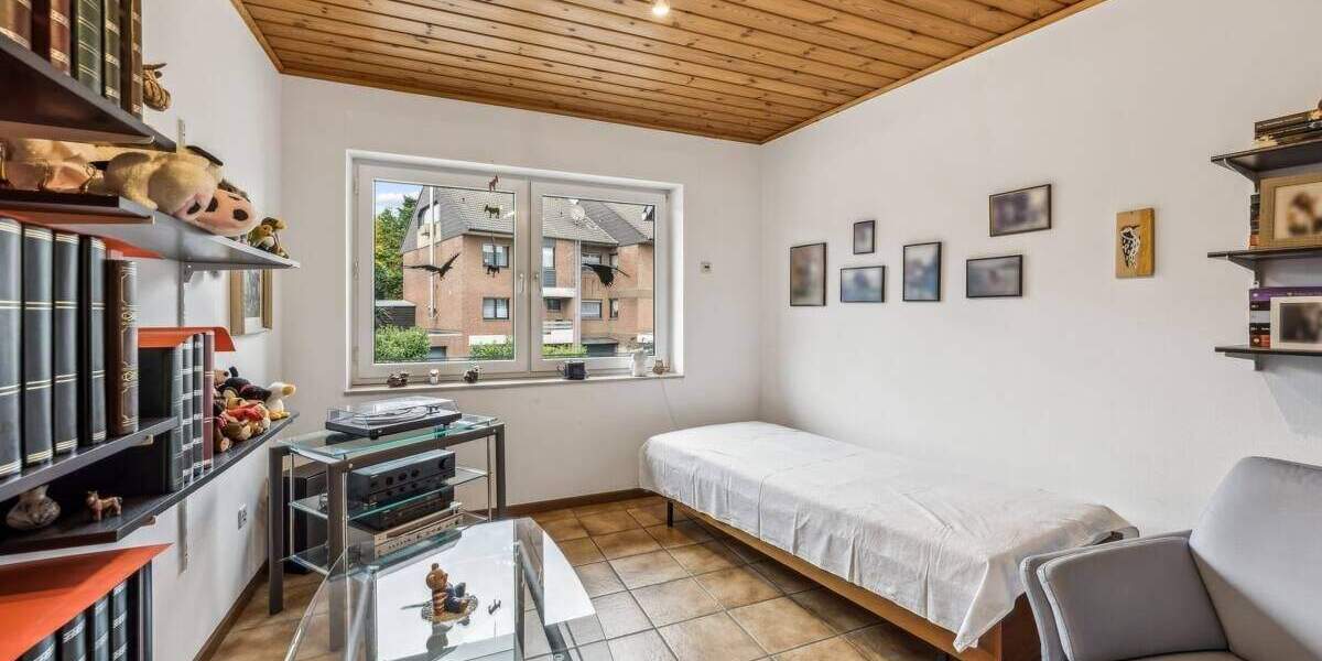 Einfamilienhaus Grevenbroich / Kapellen Kapellen - 5 Zimmer, 216 m&sup2;, 750.000&euro; | Angebot:25689632