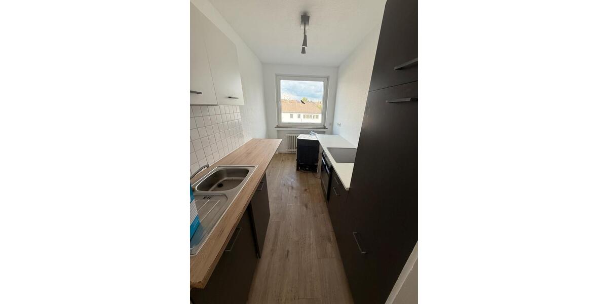 Etagenwohnung Krefeld Cracau - 3 Zimmer, 900&euro; | Angebot:22479544