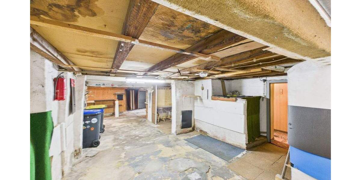 Einfamilienhaus Heinsberg Unterbruch - 8 Zimmer, 180 m&sup2;, 149.000&euro; | Angebot:25662058