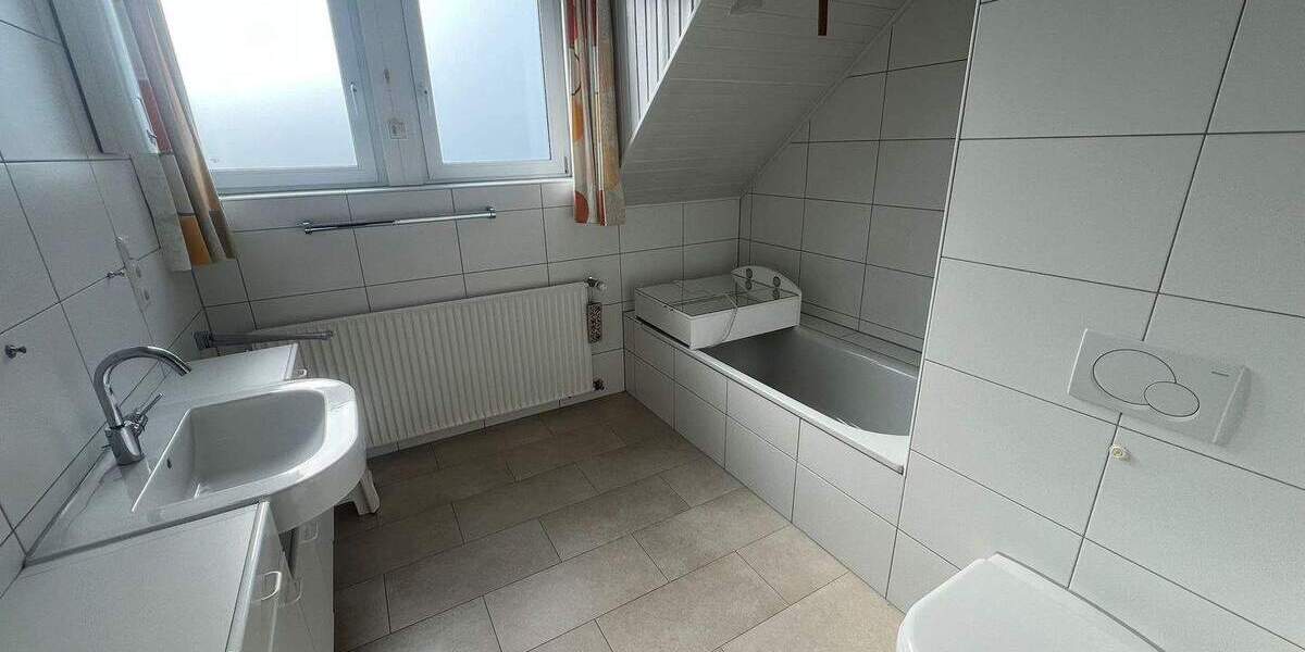 Doppelhaushälfte Korschenbroich Kleinenbroich - 5 Zimmer, 140 m&sup2;, 1.920&euro; | Angebot:25706486