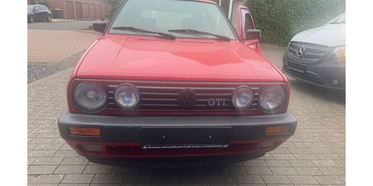 VW Golf 137.000 km 7.200 &euro; Geldern 47608