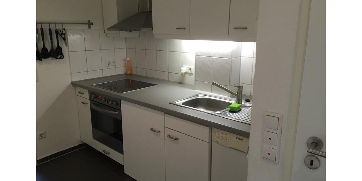 Dachgeschoßwohnung Düsseldorf Stadtbezirk 6 - 3 Zimmer, 68 m&sup2;, 1.500&euro; | Angebot:25967578