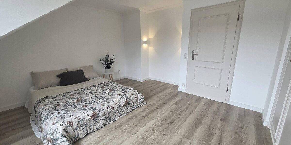 Etagenwohnung Viersen Stadtmitte - 4 Zimmer, 89 m&sup2;, 225.000&euro; | Angebot:26918749