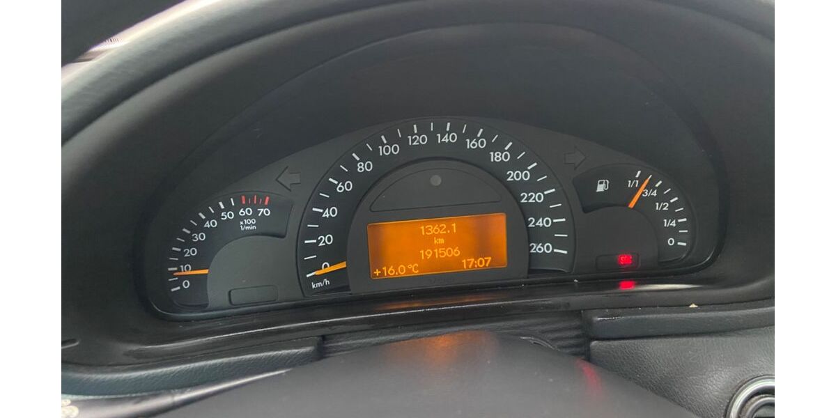 Mercedes-Benz C 180 191.506 km 1.600 &euro; Mönchengladbach 41238