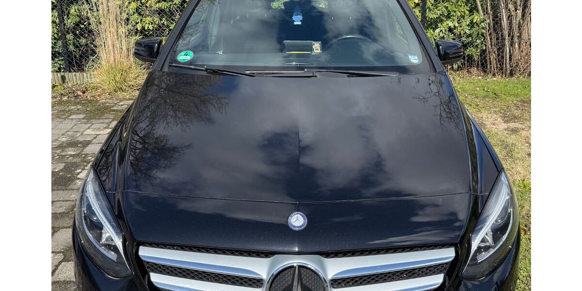 Mercedes-Benz B 180 145.000 km 15.900 &euro; Brüggen 41379