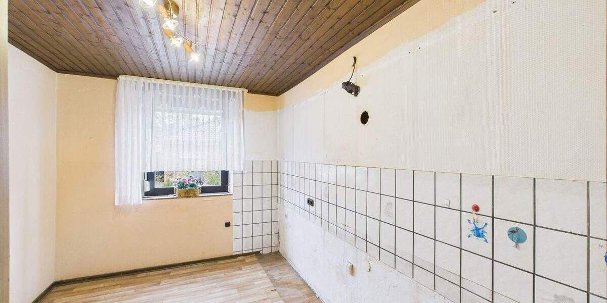 Einfamilienhaus Heinsberg Unterbruch - 8 Zimmer, 180 m&sup2;, 149.000&euro; | Angebot:25662058