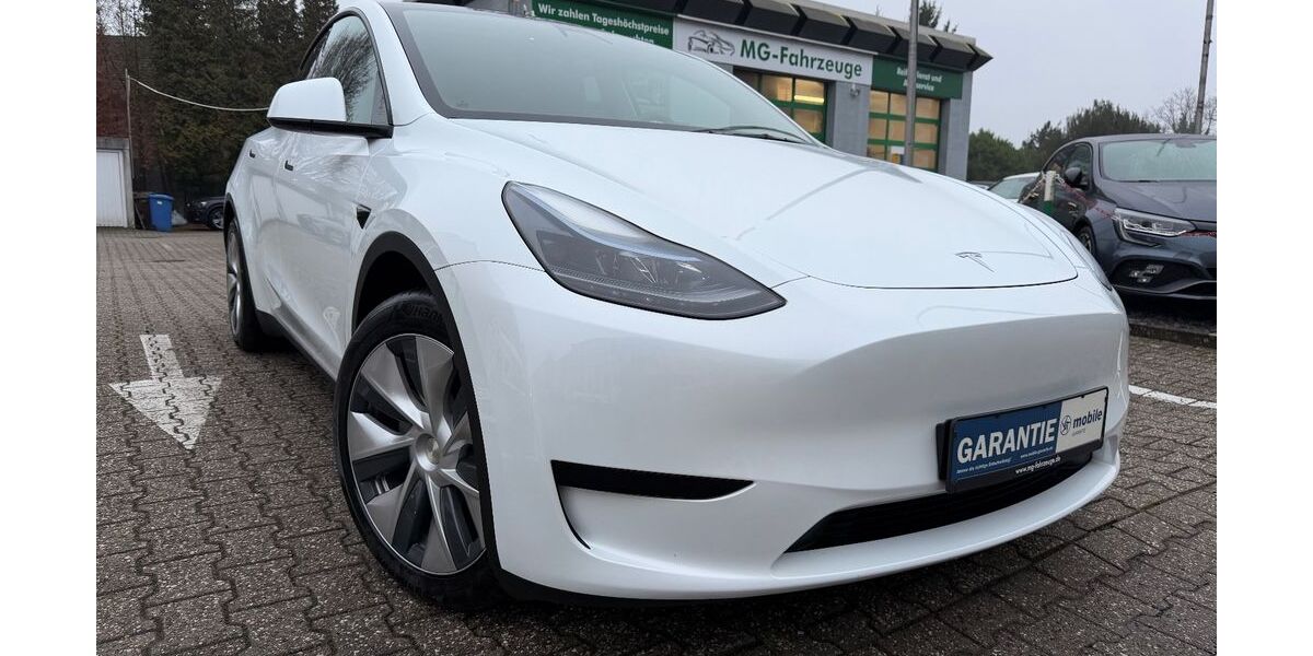 Tesla Model Y 79.900 km 29.998 &euro; Mönchengladbach 41069