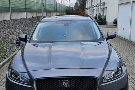 Jaguar F-Pace 140.000 km 17.400 &euro; Neuss 41464