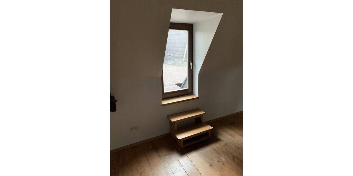Etagenwohnung Mönchengladbach Venn - 4 Zimmer, 127 m&sup2;, 1.150&euro; | Angebot:26929326