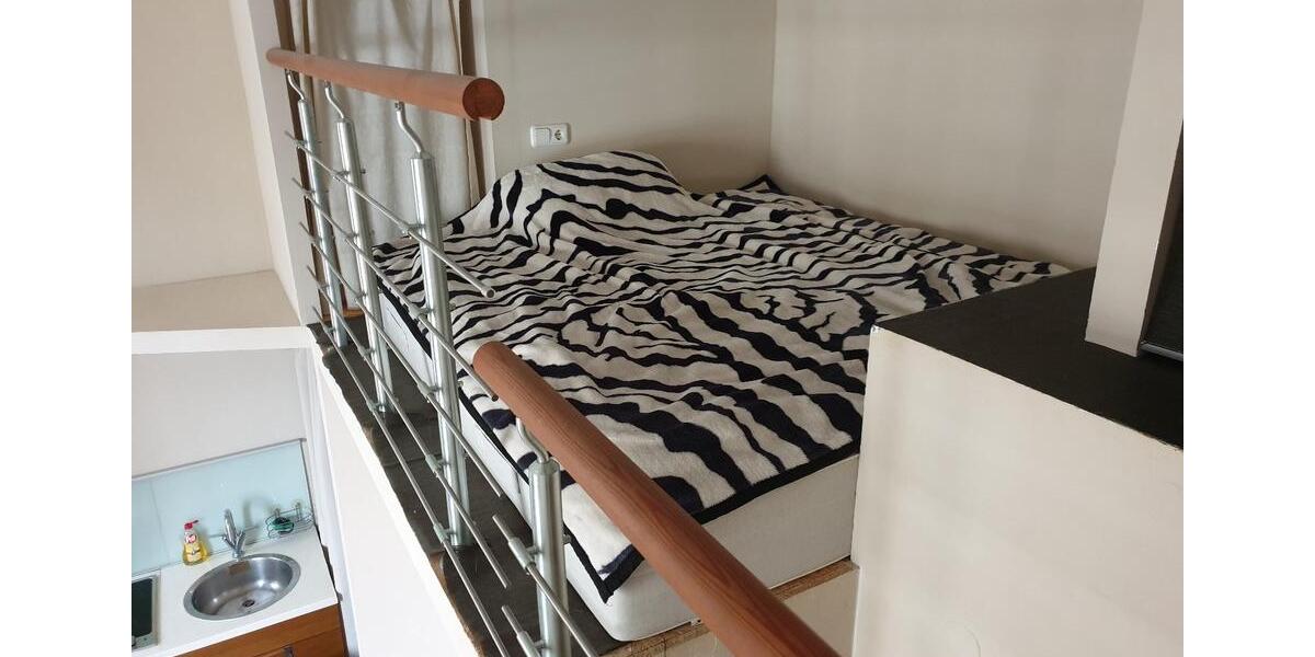 Etagenwohnung Düsseldorf Oberbilk - 1 Zimmer, 24 m&sup2;, 900&euro; | Angebot:25051480