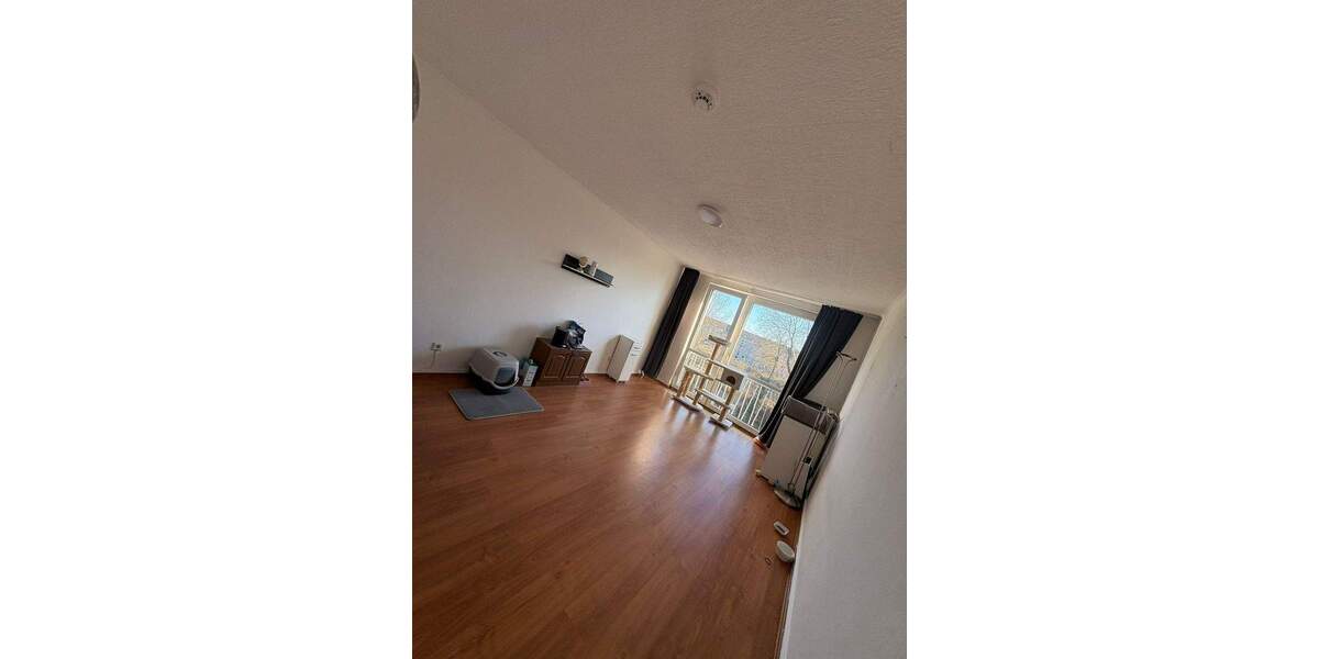 Etagenwohnung Krefeld Stadtmitte - 3 Zimmer, 78 m&sup2;, 710&euro; | Angebot:25739057