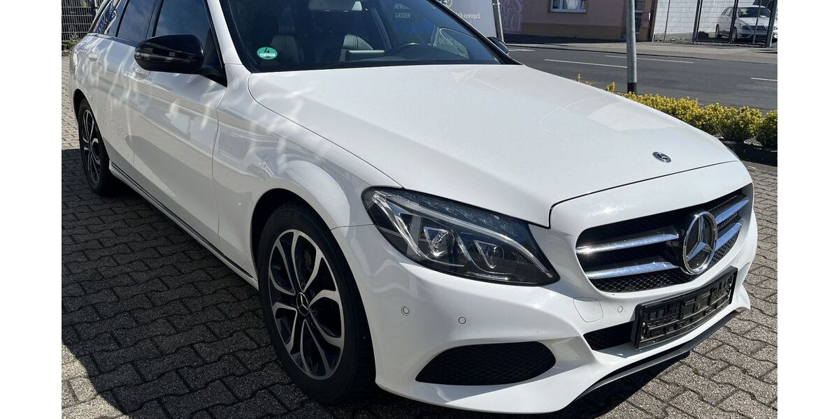 Mercedes-Benz C 220 276.800 km 9.980 &euro; Mönchengladbach 41063