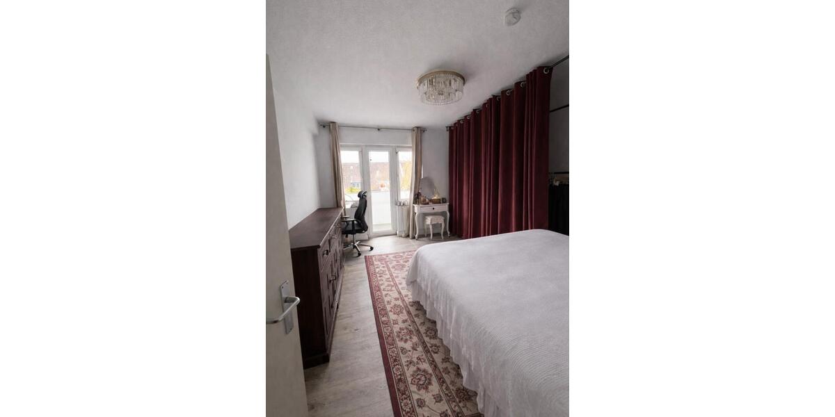 Etagenwohnung Meerbusch Kierst - 2 Zimmer, 65 m&sup2;, 650&euro; | Angebot:26031705