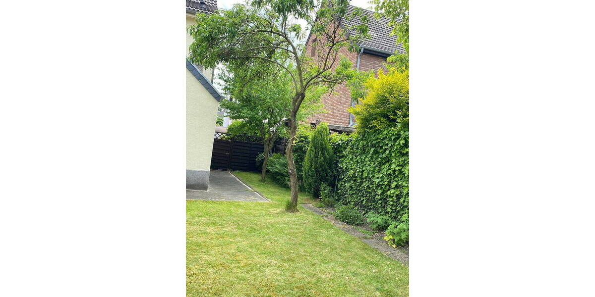 Doppelhaushälfte Mönchengladbach Lürrip - 7 Zimmer, 121 m&sup2;, 289.000&euro; | Angebot:26053640