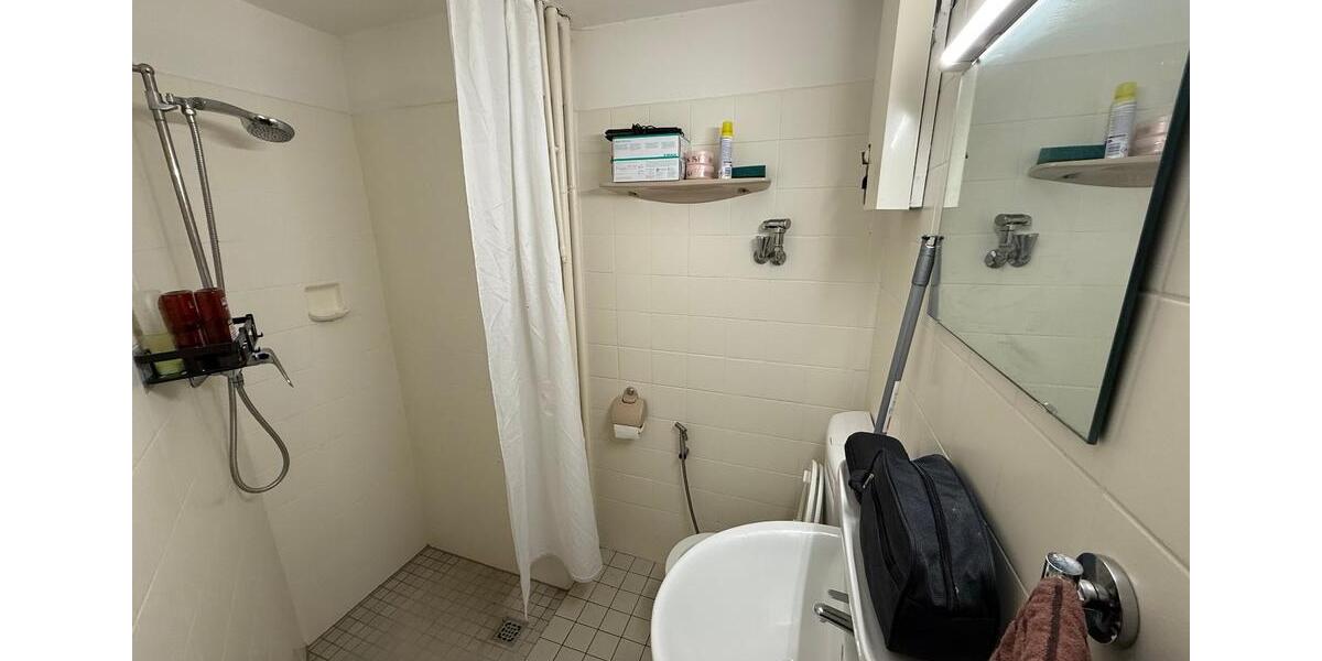 Etagenwohnung Düsseldorf Stadtbezirk 6 - 1 Zimmer, 30 m&sup2;, 550&euro; | Angebot:25407480