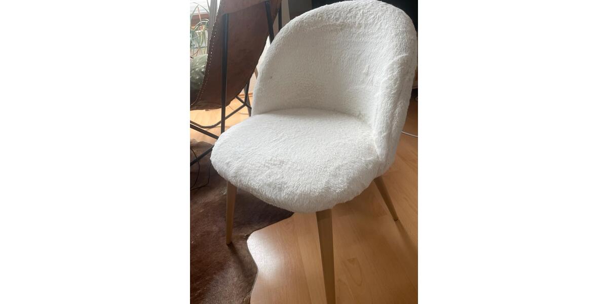 Dachgeschoßwohnung Düsseldorf Stadtbezirk 2 - 1.5 Zimmer, 45 m&sup2;, 914&euro; | Angebot:25918025