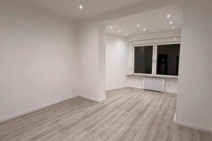 Wohnung Krefeld Bockum - 2 Zimmer, 60 m&sup2;, 710&euro; | Angebot:25943399