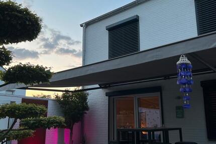 Haus Krefeld Benrad - 6 Zimmer, 140 m&sup2;, 559.000&euro; | Angebot:26710350