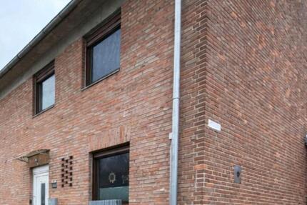 Haus Wegberg - 3.5 Zimmer, 90 m&sup2;, 274.000&euro; | Angebot:25906172