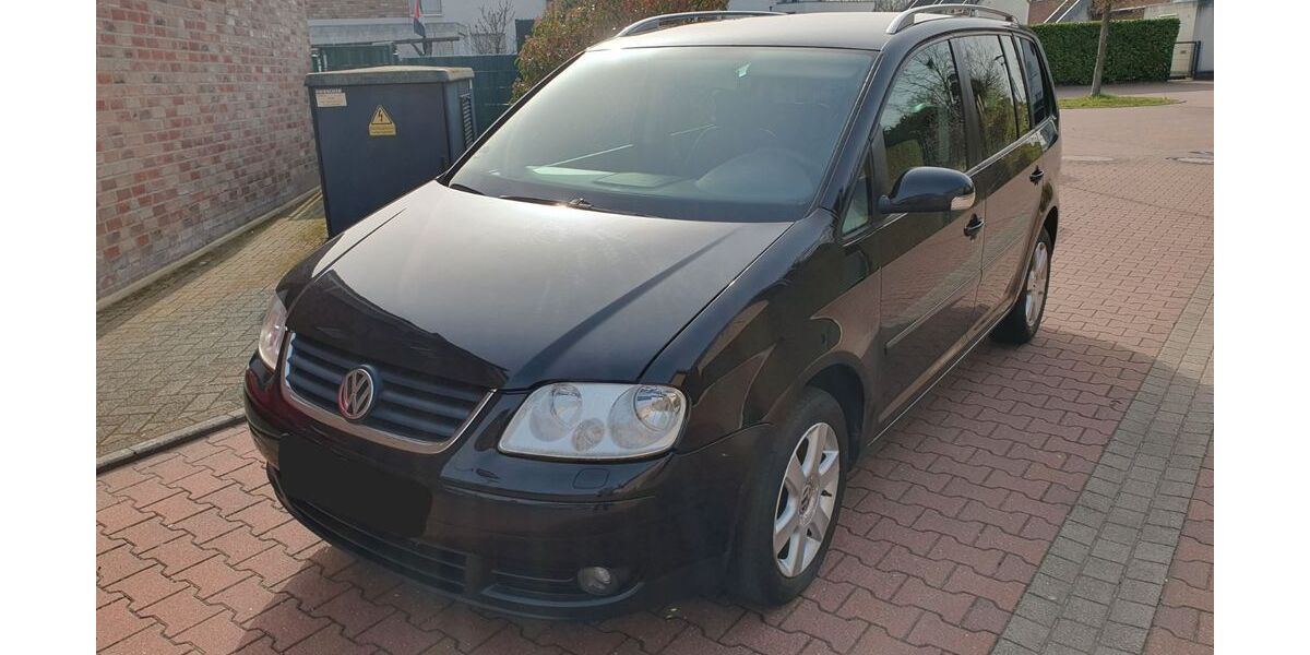 VW Touran 198.000 km 1.000 &euro; Grevenbroich 41515
