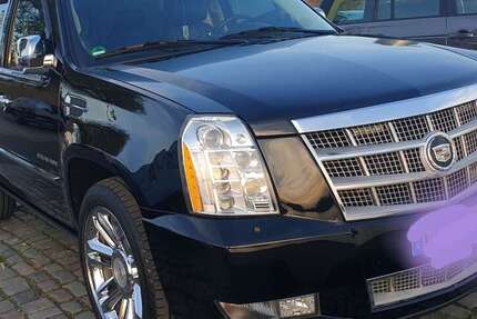 Cadillac Escalade 198.000 km 23.000 &euro; Heinsberg 41849