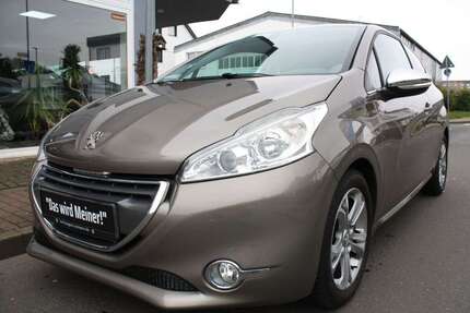 Peugeot 208 86.000 km 6.599 &euro; Kaarst 41564