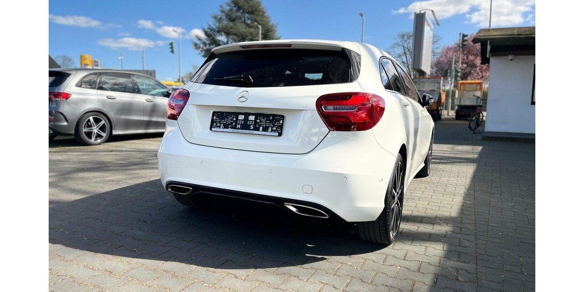Mercedes-Benz A 220 CDI / AMG / Pano / Kamera / Navi / Euro6 195.000 km 16.390 &euro; Mönchengladbach 41066