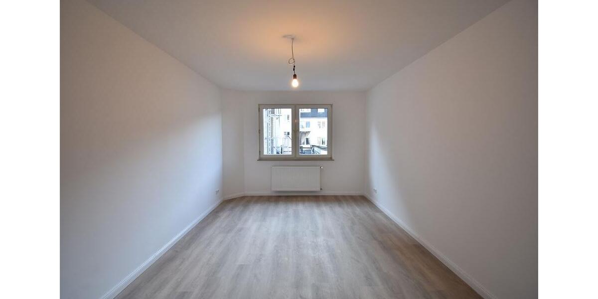 Dachgeschoßwohnung Düsseldorf - 2 Zimmer, 59 m&sup2;, 1.045&euro; | Angebot:22051325