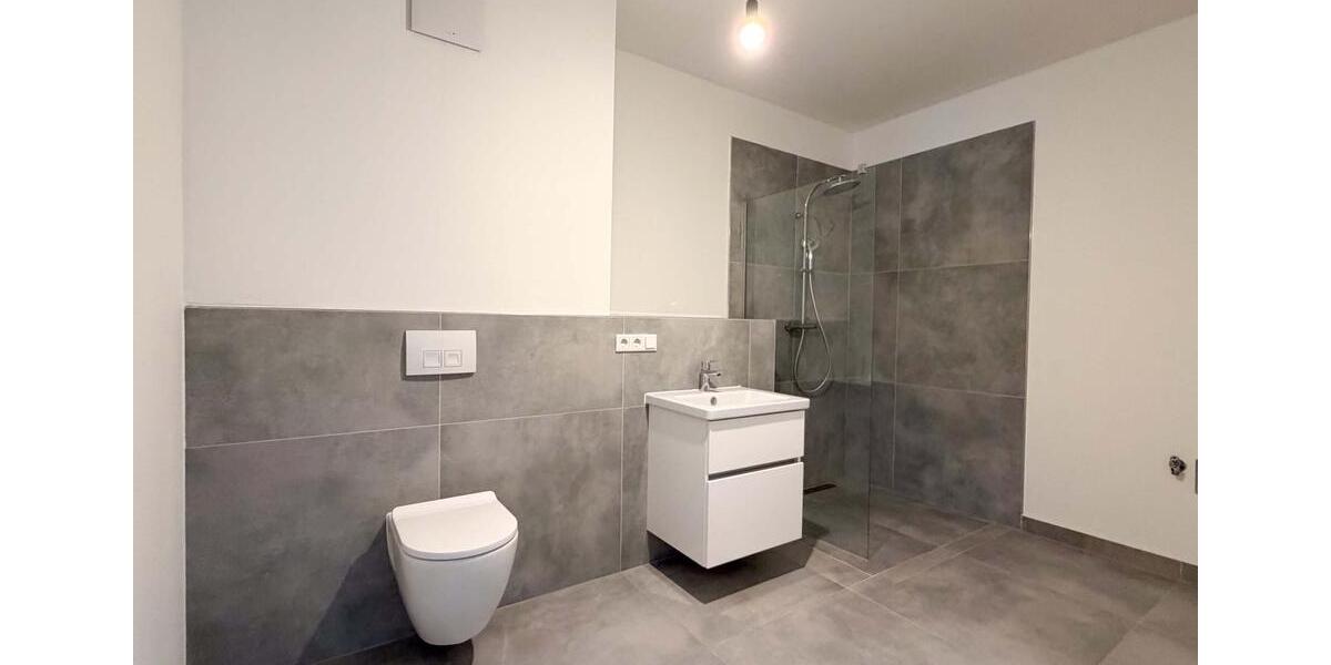 Etagenwohnung Düsseldorf Pempelfort - 3 Zimmer, 87 m&sup2;, 1.658&euro; | Angebot:24199381