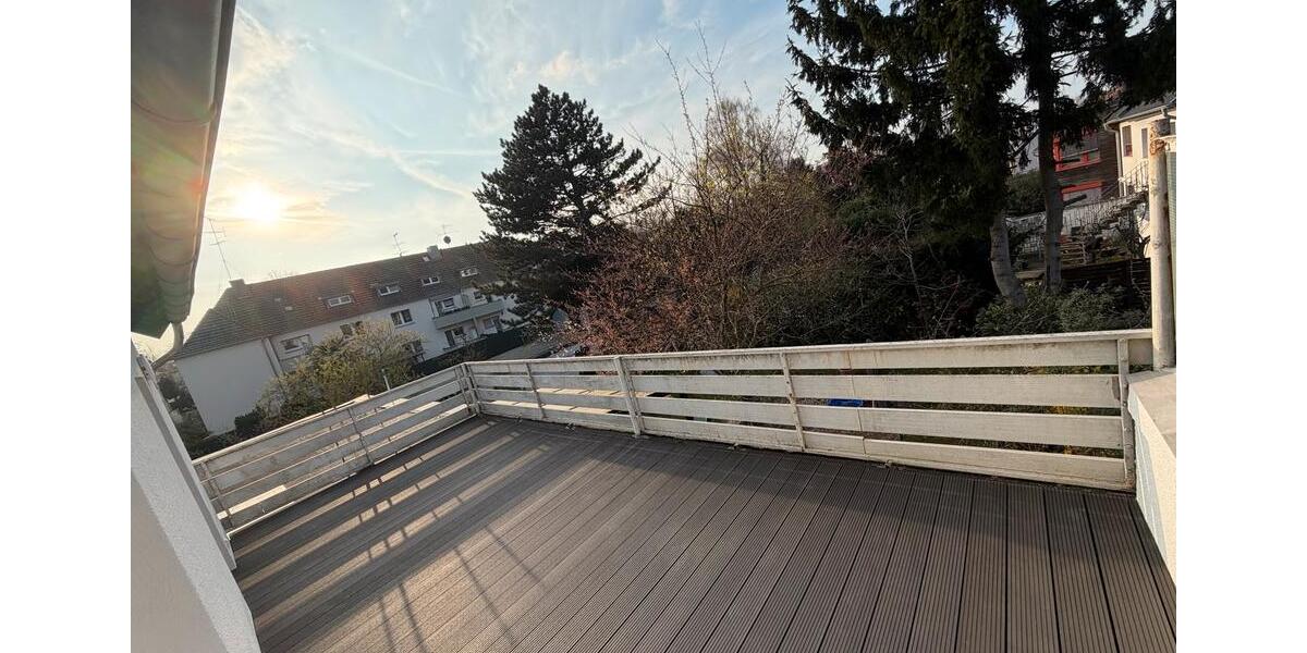 Maisonettenwohnung Mönchengladbach Süd - 3.5 Zimmer, 90 m&sup2;, 1.200&euro; | Angebot:25810547