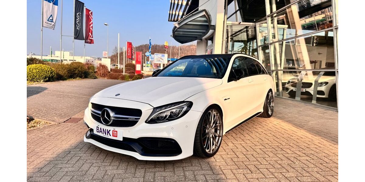 Mercedes-Benz C 63 AMG 77.455 km 43.800 &euro; Hückelhoven 41836