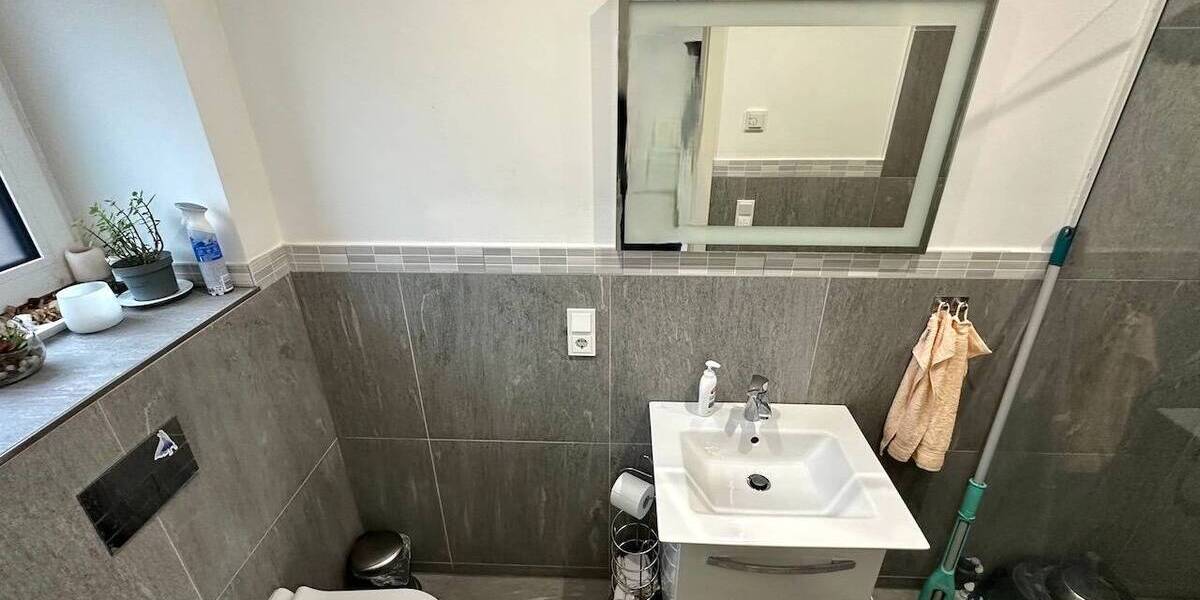 Einfamilienhaus Neuss Stadionviertel - 7 Zimmer, 255 m&sup2;, 998.000&euro; | Angebot:26657257