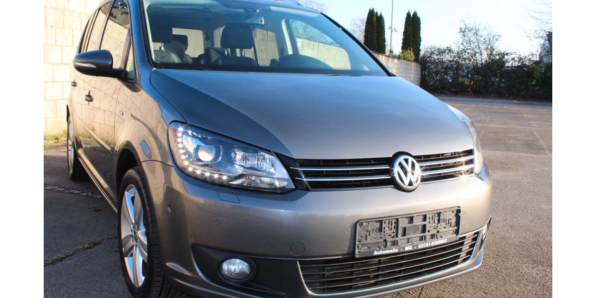 VW Touran 162.900 km 11.640 &euro; Mönchengladbach 41066