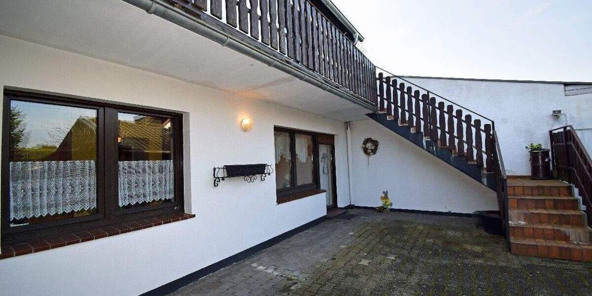Mehrfamilienhaus, Wohnhaus Brüggen - 8 Zimmer, 153 m&sup2;, 393.000&euro; | Angebot:25742476