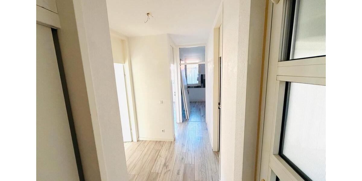 Etagenwohnung Viersen - 2 Zimmer, 60 m&sup2;, 880&euro; | Angebot:25416016