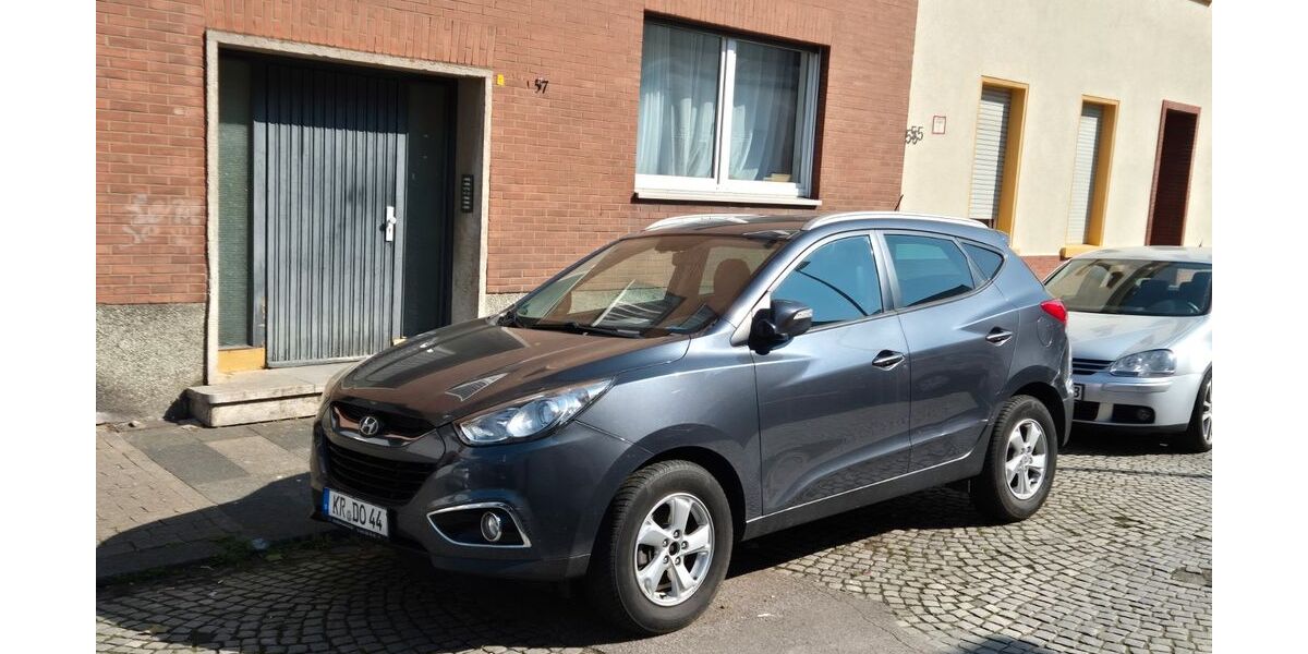 Hyundai ix35 201.000 km 4.900 &euro; Krefeld 47802