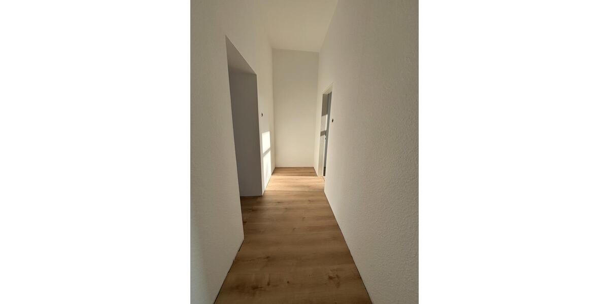 Etagenwohnung Mönchengladbach Süd - 2 Zimmer, 70 m&sup2;, 600&euro; | Angebot:24599530