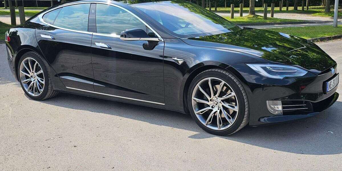 Tesla Model S 169.500 km 23.990 &euro; Grevenbroich 41517