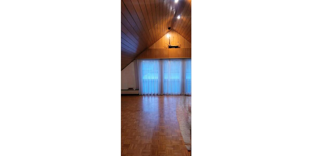 Einfamilienhaus Erkelenz - 8 Zimmer, 203 m&sup2;, 469.000&euro; | Angebot:24352170