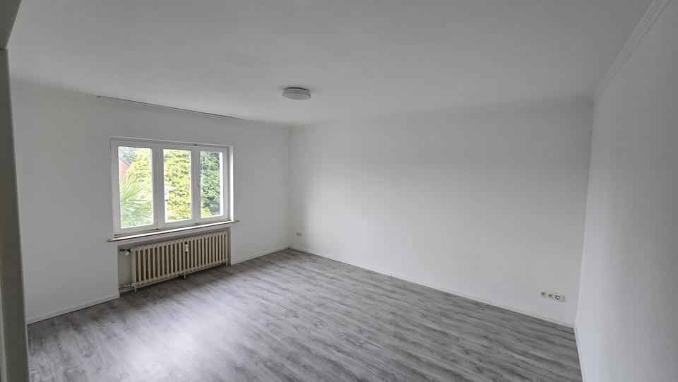 Etagenwohnung Korschenbroich - 3 Zimmer, 110 m&sup2;, 980&euro; | Angebot:25333064