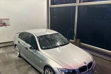 BMW 320 157.000 km 3.900 &euro; Mönchengladbach 41189