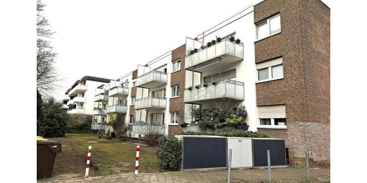 Etagenwohnung Mönchengladbach Süd - 4 Zimmer, 110 m&sup2;, 1.300&euro; | Angebot:25415089