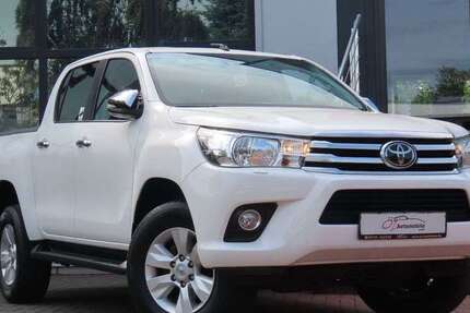 Toyota Hilux 228.800 km 23.900 &euro; Neuss 41469