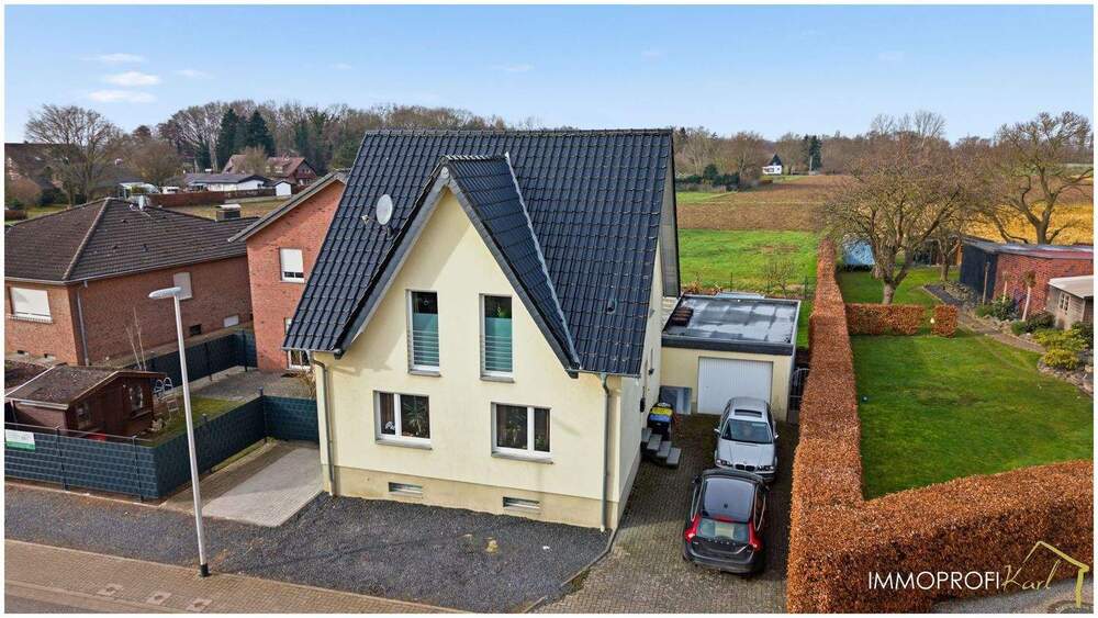 Mehrfamilienhaus, Wohnhaus Heinsberg Karken - 3 Zimmer, 107 m&sup2;, 220.000&euro; | Angebot:25999721