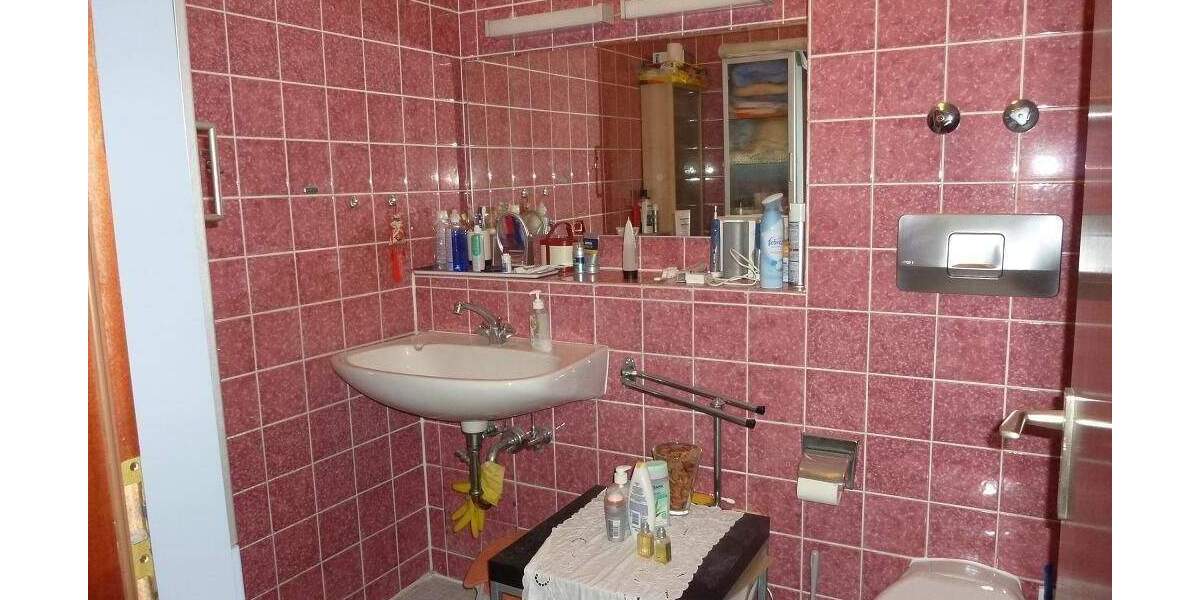 Etagenwohnung Düsseldorf Mörsenbroich - 3 Zimmer, 95 m&sup2;, 380.000&euro; | Angebot:25673134