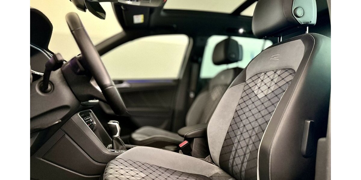 VW Tiguan R-Line / Pano / Kamera / KeylessGO 29.000 km 40.990 &euro; Mönchengladbach 41066